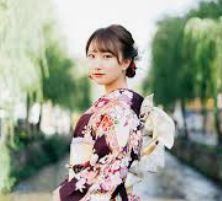 精选呈现服务台